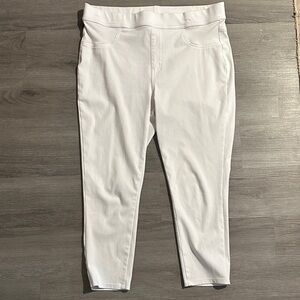 Time and Tru Women's White Pants
